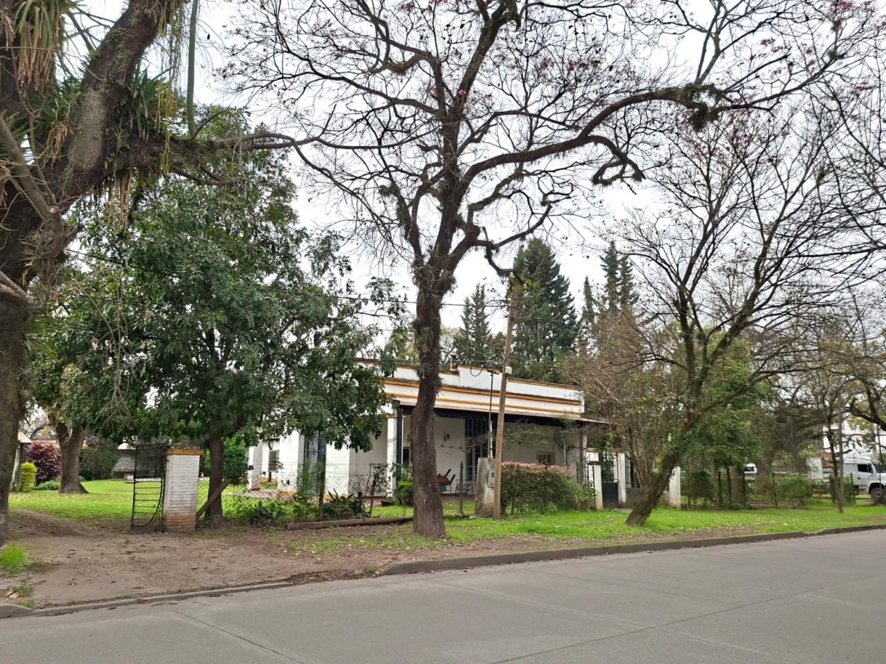 CASA APTA PARA DESARROLLO COMERCIAL EN CASCO VIEJO EN GUEMES E ITUZAINGO