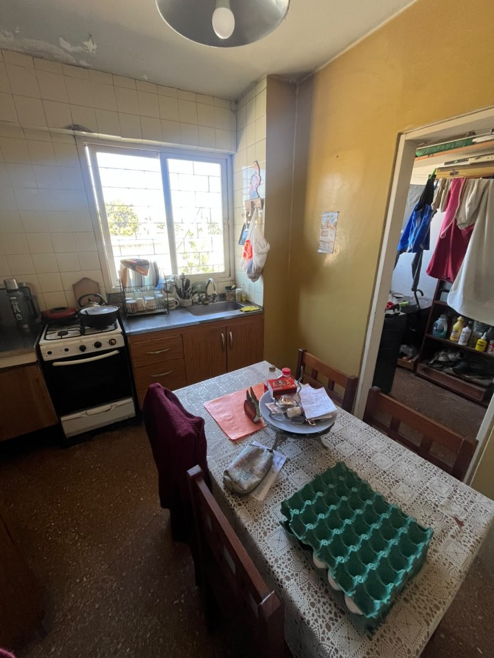 DEPARTAMENTO DE TRES DORMITORIOS APTO CREDITO EN LAVALLE AL 1500
