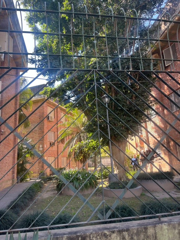 DEPARTAMENTO DE TRES DORMITORIOS APTO CREDITO EN LAVALLE AL 1500