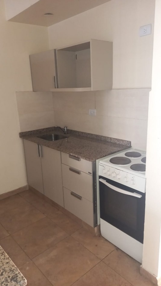 DEPARTAMENTO DE UN DORMITORIO CON RENTA EN BARRIO NORTE LAPRIDA AL 600
