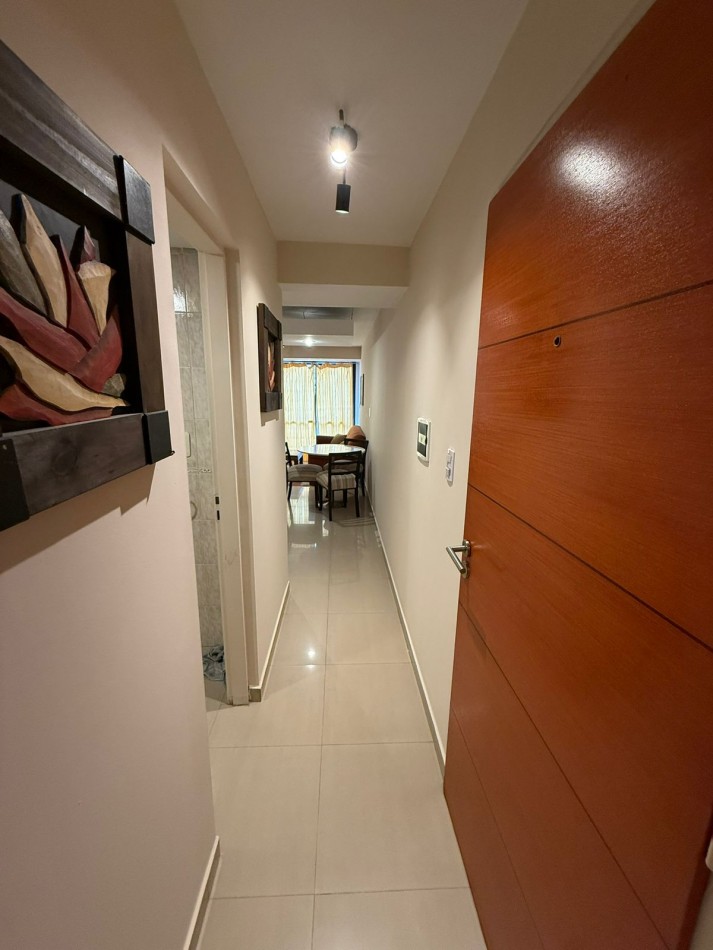 DEPARTAMENTO DE UN DORMITORIO CON AA EN SAN LORENZO AL 900 
