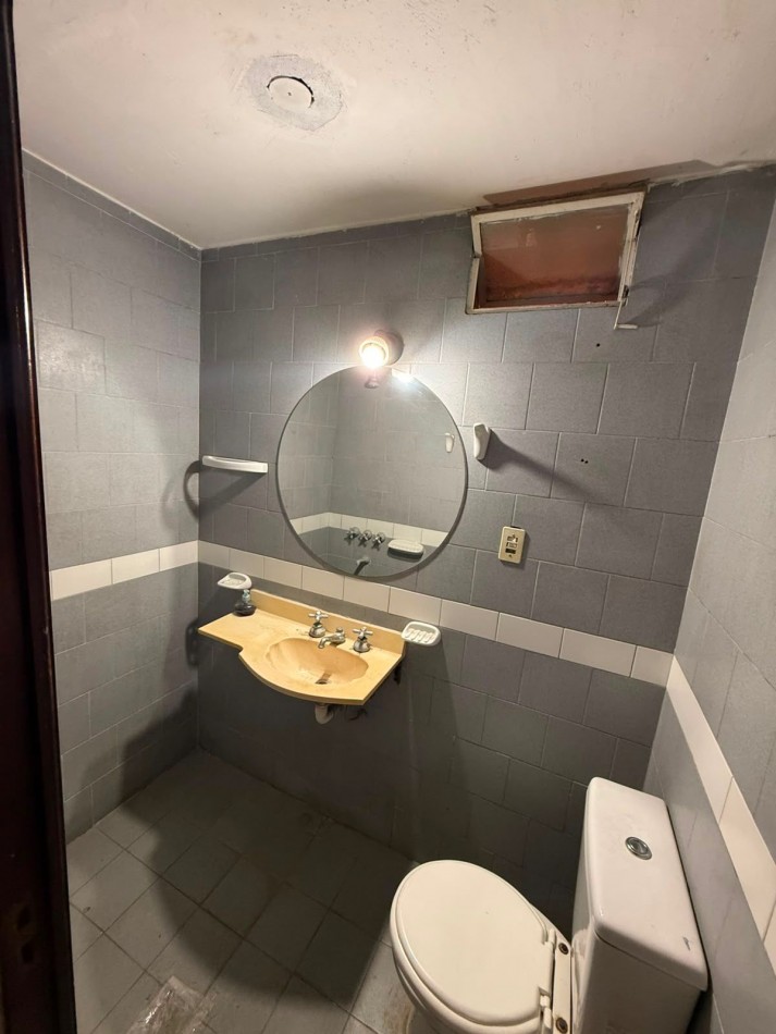 CASA TRES DORMITORIOS EN CRISOSTOMO ALVAREZ AL 1300 VIVIENDA O COMERCIAL
