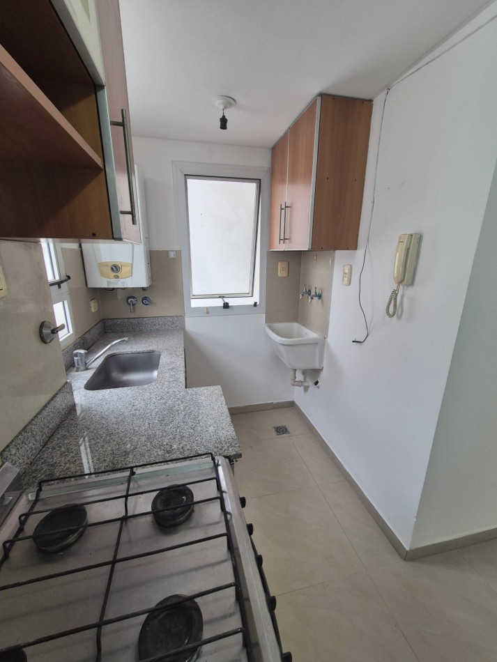 DEPARTAMENTO CON COCHERA Y AMENITIES EN ALBERDI 180