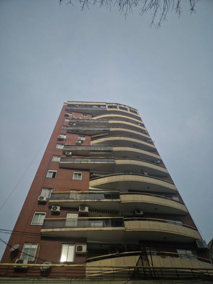 DEPARTAMENTO CON COCHERA Y AMENITIES EN ALBERDI 180 APTO CREDITO HIPOTECARIO