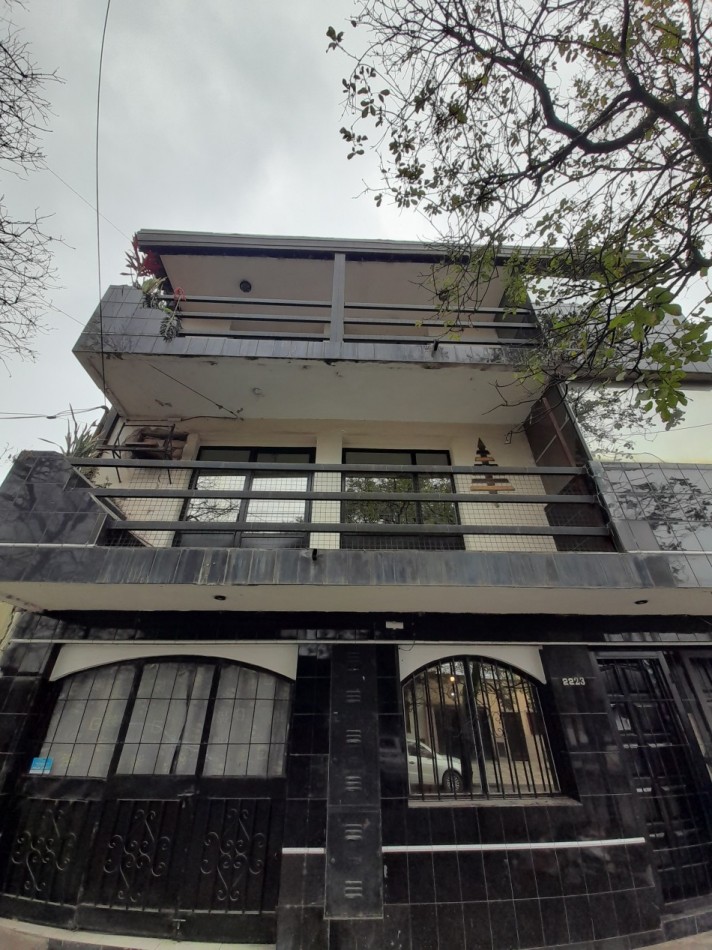 Departamento 2 dormitorios en Crisostomo Alvarez 2.223