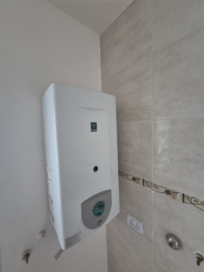 DEPARTAMENTO DE UN DORMITORIO CON ESCRITURA EN SUIPACHA 1060 OPORTUNIDAD 