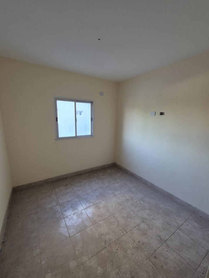 DEPARTAMENTO DE UN DORMITORIO CON ESCRITURA EN SUIPACHA 1060 OPORTUNIDAD 