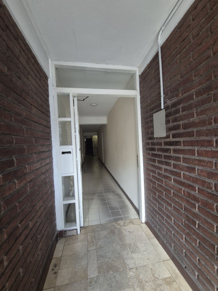 DEPARTAMENTO DE 2 DORMITORIOS EN LAS HERAS 880 APTO CREDITO