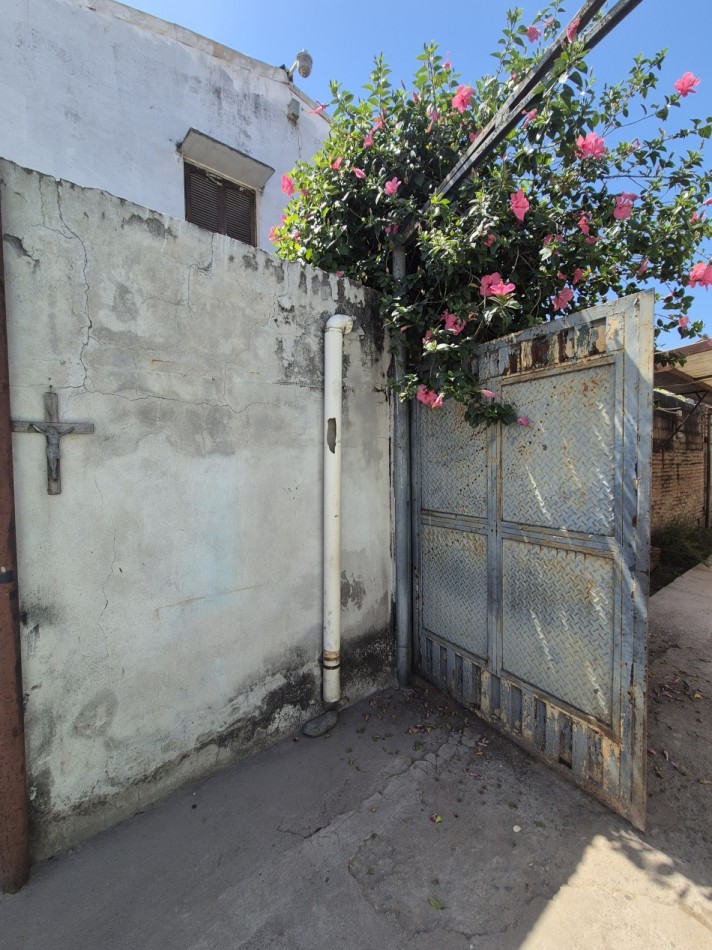 GALPON ALTURA AVENIDA INDEPENDENCIA AL 2.600