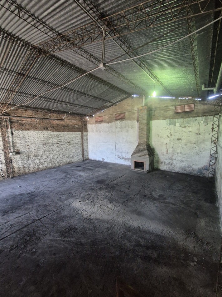 GALPON ALTURA AVENIDA INDEPENDENCIA AL 2.600