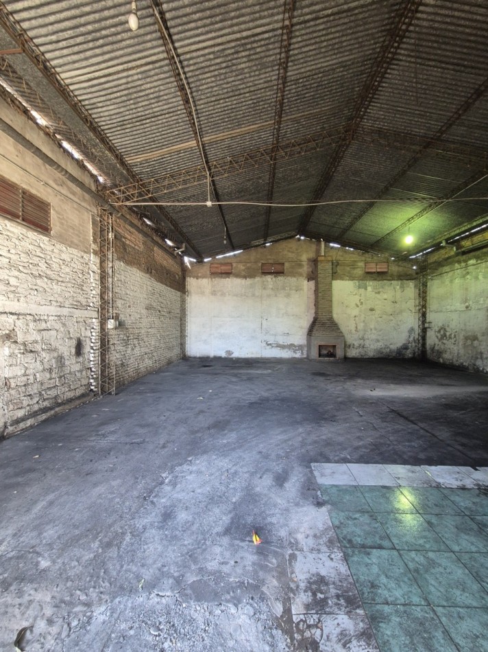 GALPON ALTURA AVENIDA INDEPENDENCIA AL 2.600