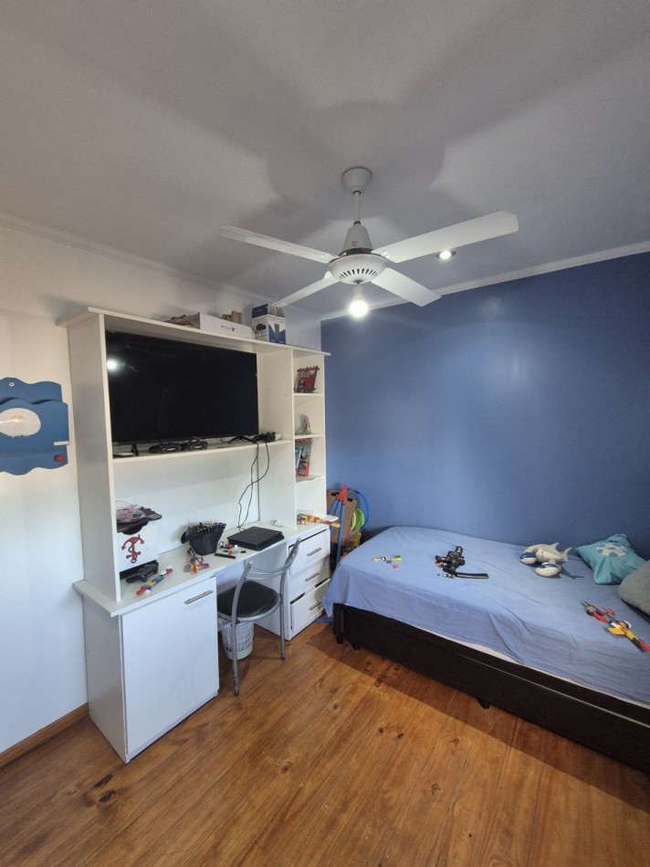 CASA APTA CREDITO EN BARRIO ATSA CINCO DORMITORIOS Y PILETA ALTURA AVENIDA EJERCITO DEL NORTE AL 1700