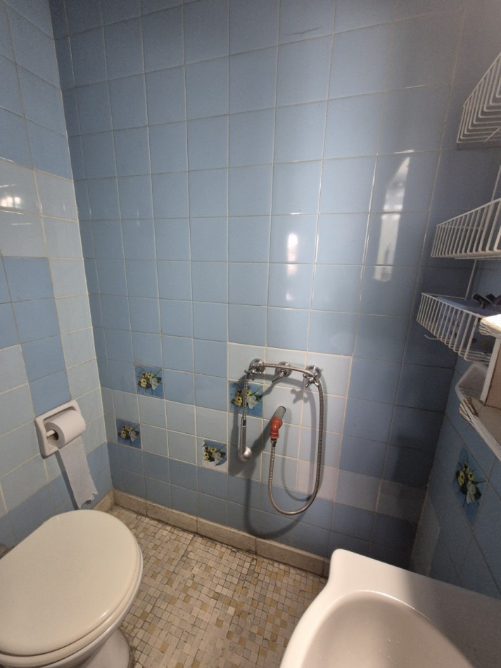 DEPARTAMENTO SEMIPISO DE TRES DORMITORIOS EN 24 DE SETIEMBRE Y LAS HERAS CON TERRAZA 