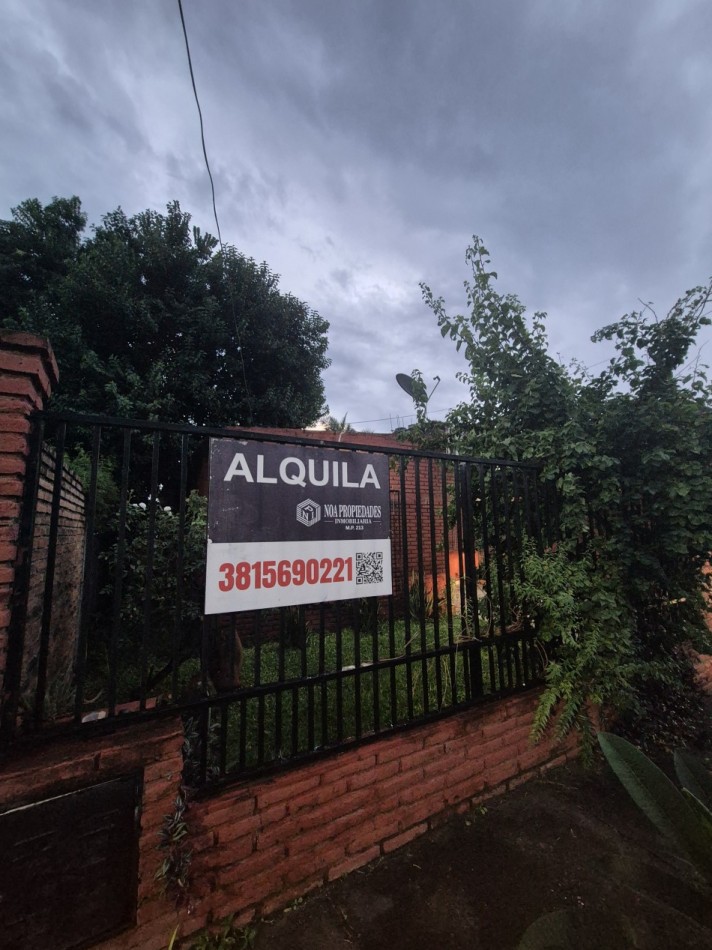 CASA DE TRES DORMITORIOS ALTURA AVENIDA BELGRANO AL 4.400