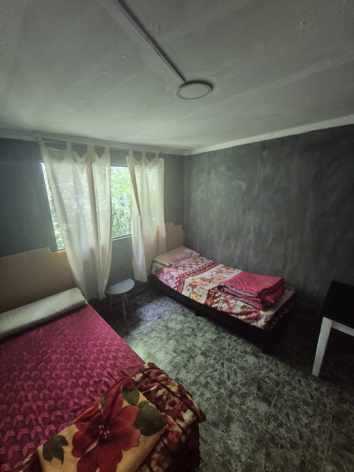 CASA EN LA OVEJERIA TAFI DEL VALLE DE CUATRO DORMITORIOS 