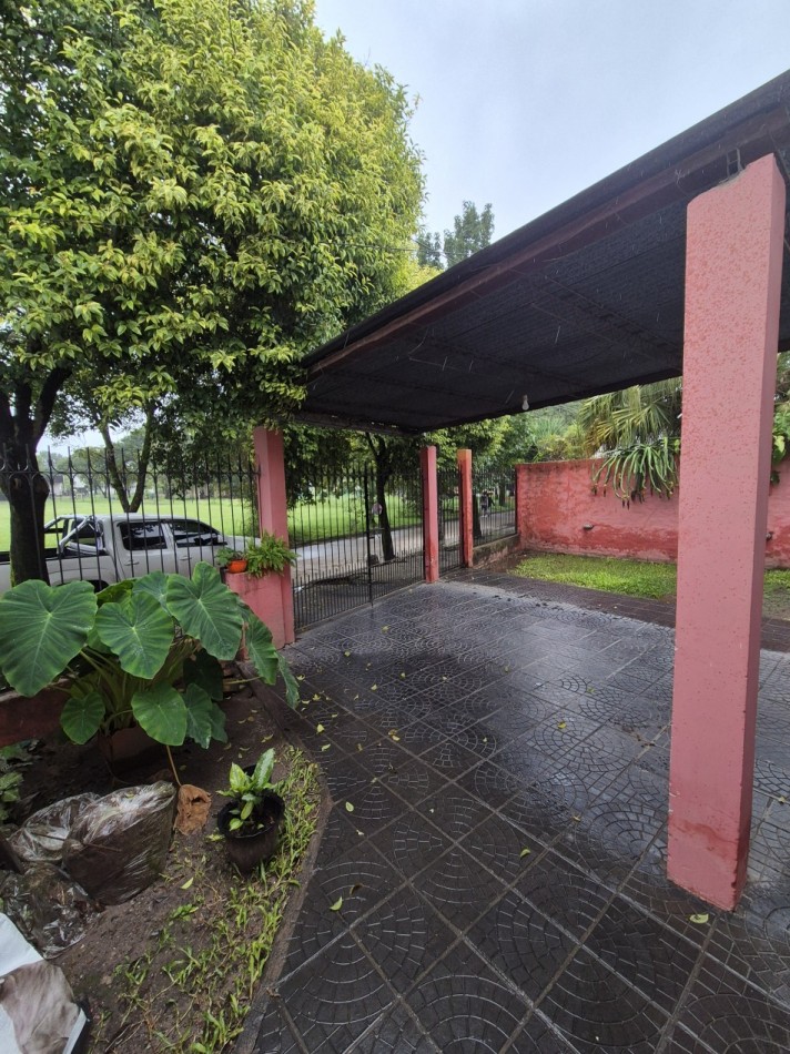 CASA EN BARRIO O CONNORS DE TRES DORMITORIOS CON PILETA APTA CREDITO HIPOTECARIO