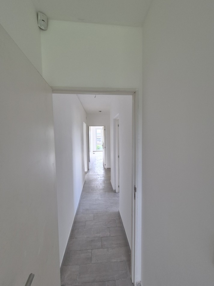 CASA APTA CREDITO 3 DORMITORIOS EN COUNTRY PRADERAS DEL NOGAL EN LOS NOGALES