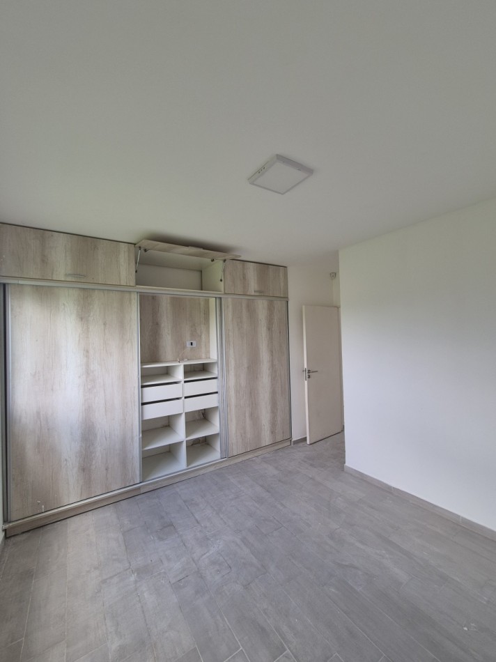 CASA APTA CREDITO 3 DORMITORIOS EN COUNTRY PRADERAS DEL NOGAL EN LOS NOGALES