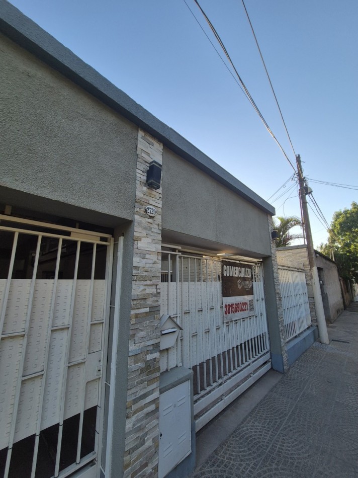 CASA DE 4 DORMITORIOS CON PILETA EN CRISOSTOMO 2700 APTA CREDITO