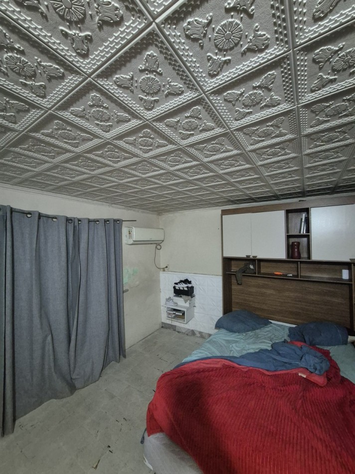 CASA DE TRES DORMITORIOS EN BARRIO ZENON SANTILLAN ALTURA CHILE AL 3100 APTA CREDITO 