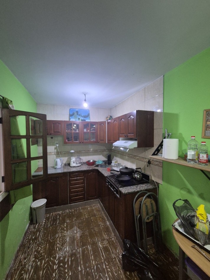 DUPLEX DE TRES DORMITORIOS EN BARRIO SUR RONDEAU AL 400 CON COCHERA