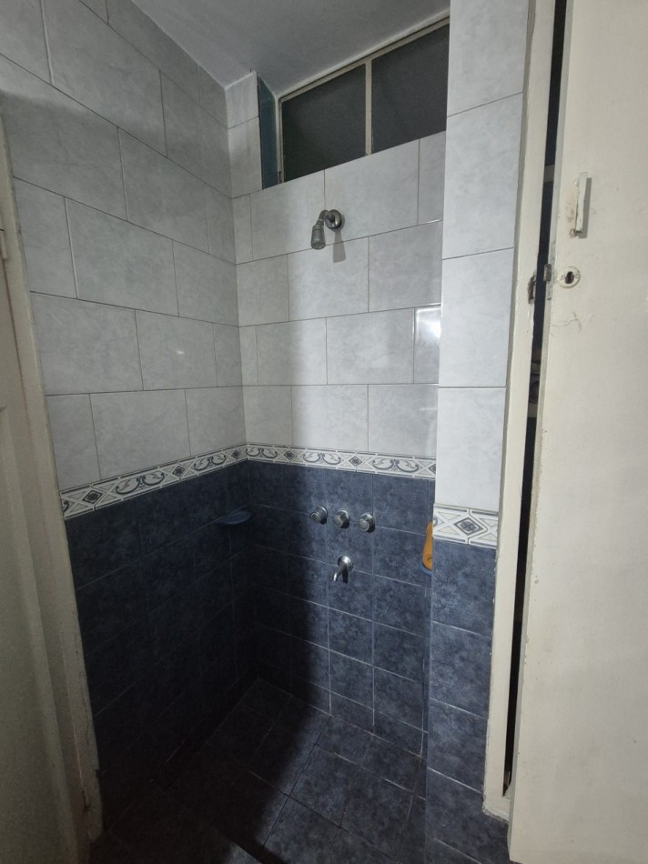DUPLEX DE TRES DORMITORIOS EN BARRIO SUR RONDEAU AL 400 CON COCHERA