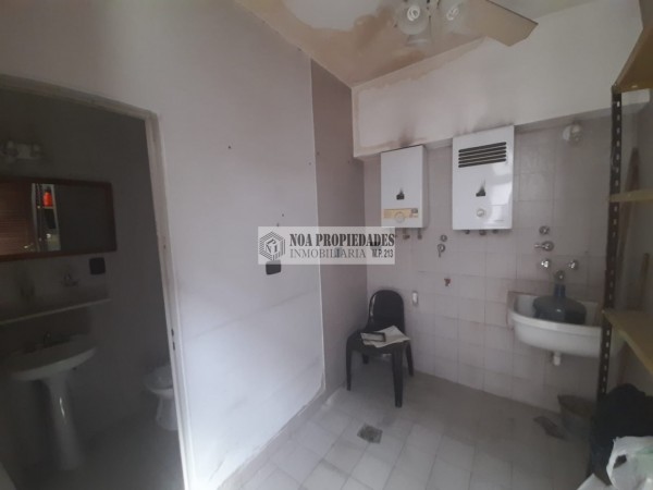 CASA EN LA RIOJA 48 SOLO COMERCIAL