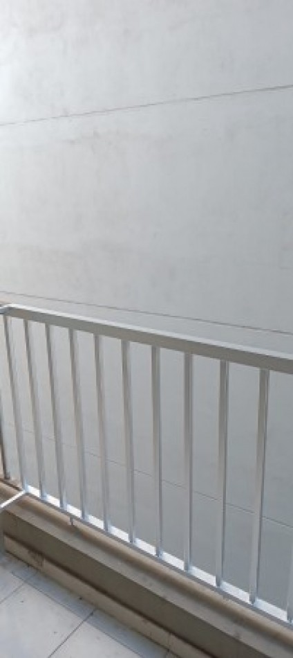 Departamento Monoambiente amplio con balcon en Las Heras 516