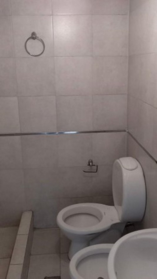 Departamento Monoambiente amplio con balcon en Las Heras 516