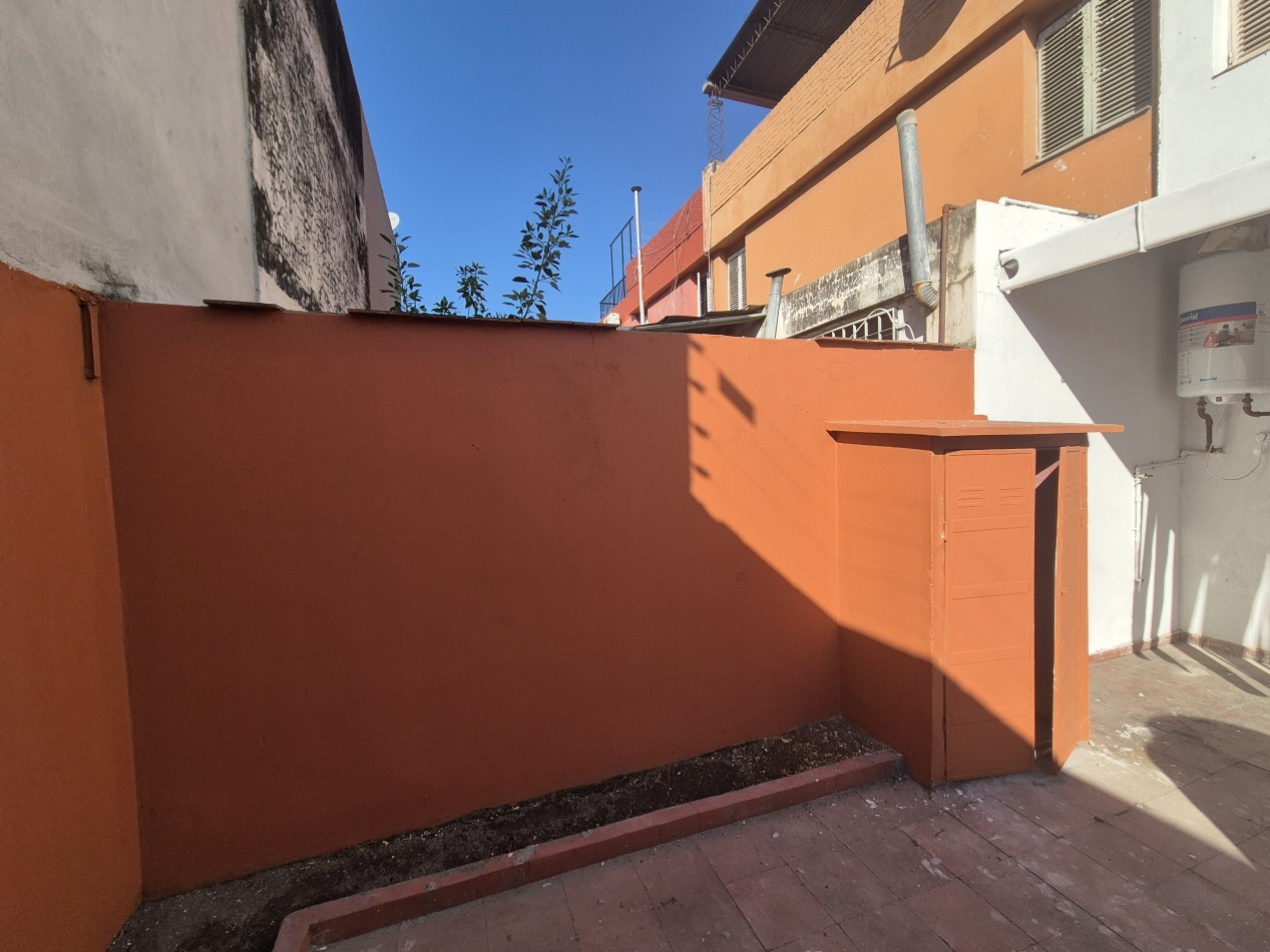 Duplex en alquiler 4 dormitorios, 6 ambientes para vivienda u oficinas