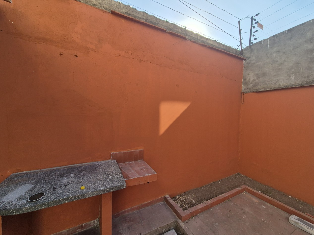 Duplex en alquiler 4 dormitorios, 6 ambientes para vivienda u oficinas