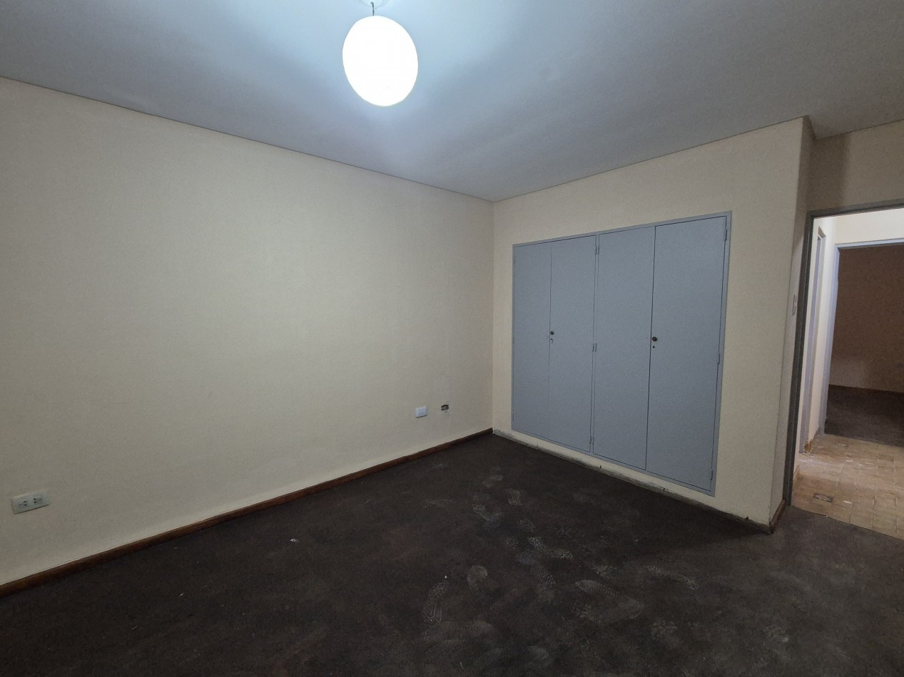 Duplex en alquiler 4 dormitorios, 6 ambientes para vivienda u oficinas