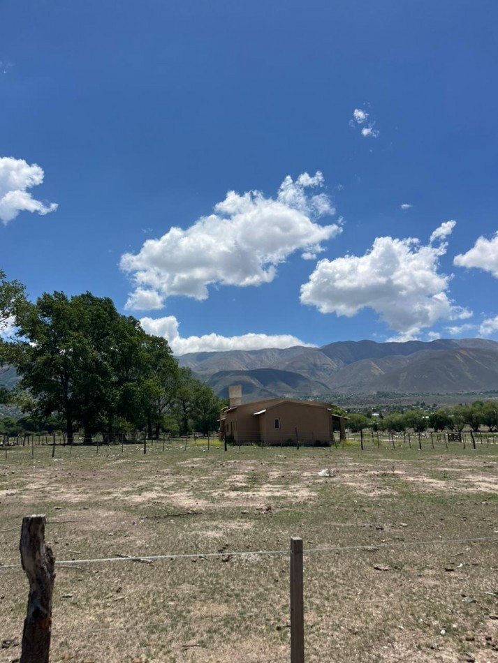 CASA AMOBLADA DE CUATRO DORMITORIOS EN VILLA CHENAUT TAFI DEL VALLE ALQUILER PERMANENTE