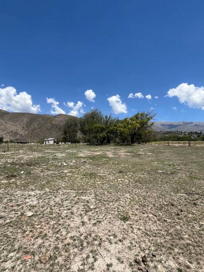 CASA AMOBLADA DE CUATRO DORMITORIOS EN VILLA CHENAUT TAFI DEL VALLE ALQUILER PERMANENTE