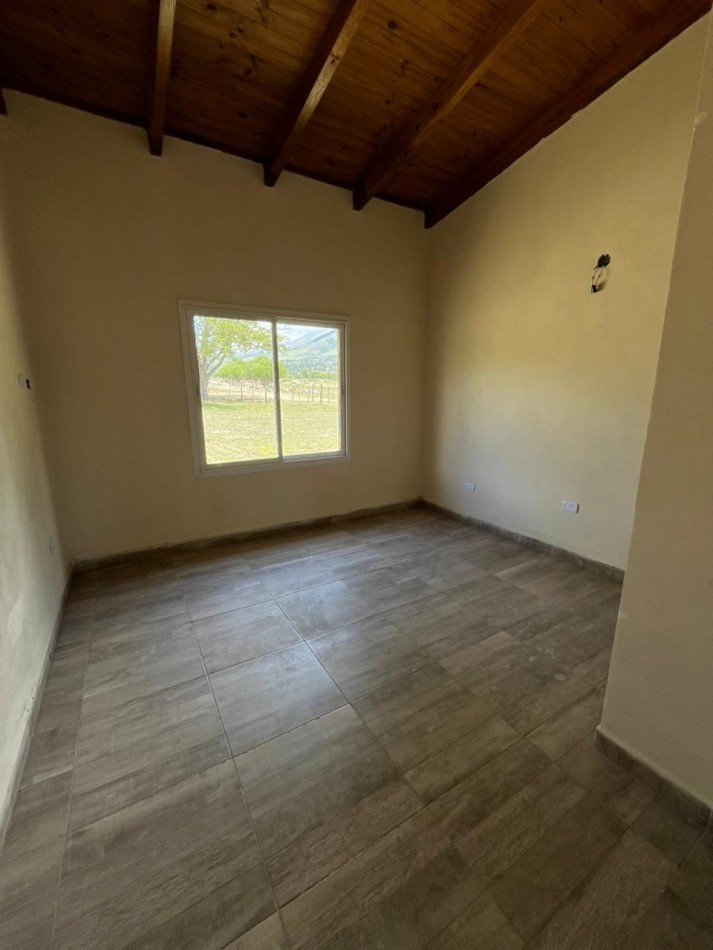 CASA AMOBLADA DE CUATRO DORMITORIOS EN VILLA CHENAUT TAFI DEL VALLE ALQUILER PERMANENTE