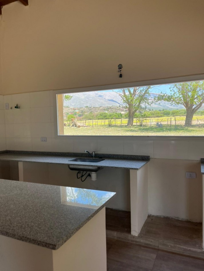 CASA AMOBLADA DE CUATRO DORMITORIOS EN VILLA CHENAUT TAFI DEL VALLE ALQUILER PERMANENTE