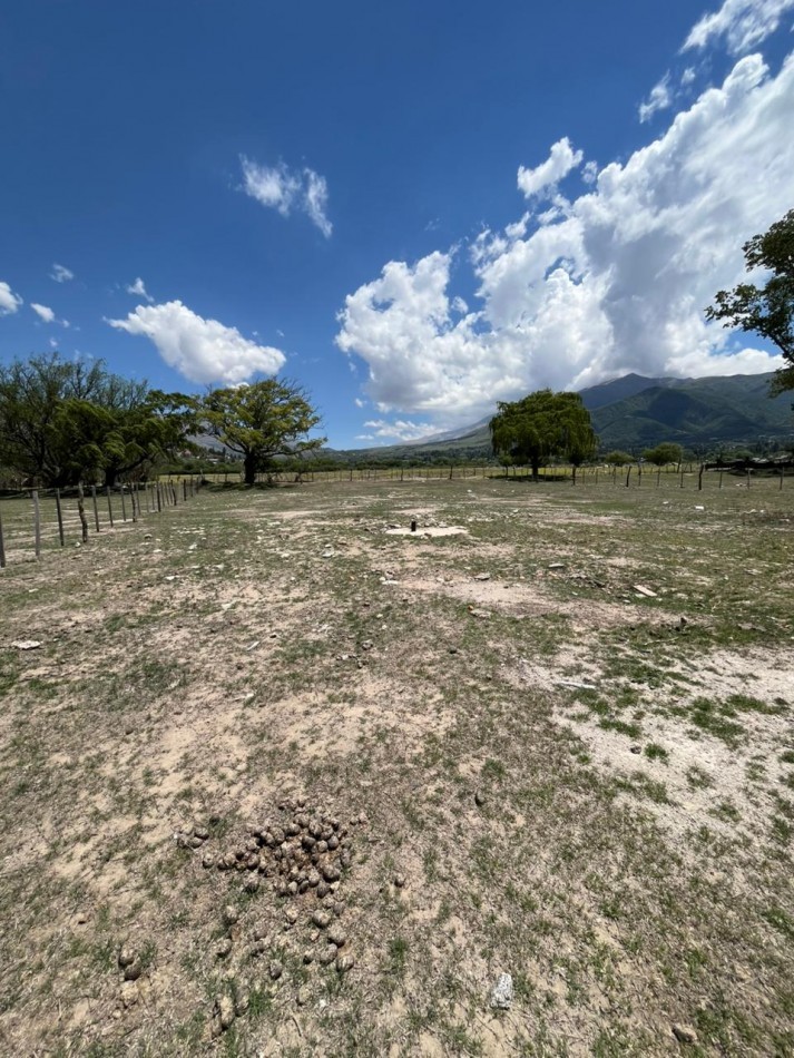 CASA AMOBLADA DE CUATRO DORMITORIOS EN VILLA CHENAUT TAFI DEL VALLE ALQUILER PERMANENTE