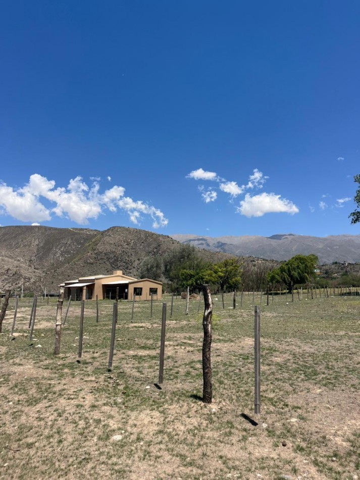 CASA AMOBLADA DE CUATRO DORMITORIOS EN VILLA CHENAUT TAFI DEL VALLE ALQUILER PERMANENTE
