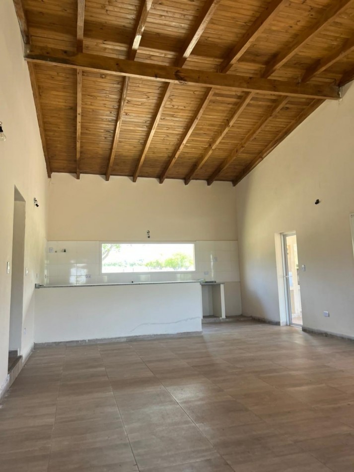 CASA AMOBLADA DE CUATRO DORMITORIOS EN VILLA CHENAUT TAFI DEL VALLE ALQUILER PERMANENTE