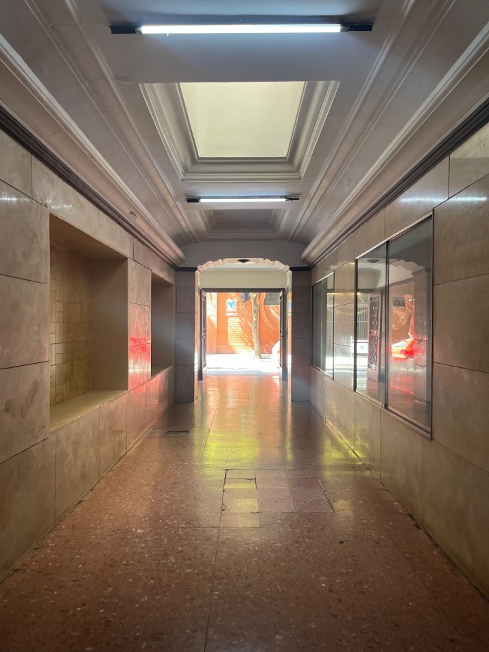 OFICINA EN SAN MARTIN AL 500 OPORTUNIDAD 