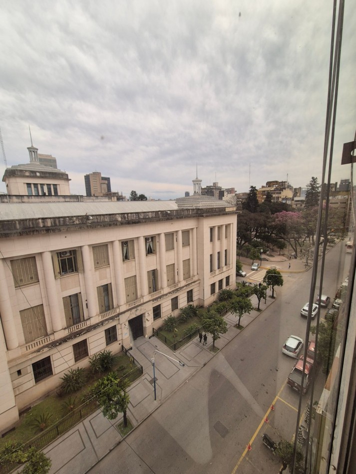 OFICINA FRENTE A TRIBUNALES EN CONGRESO 486