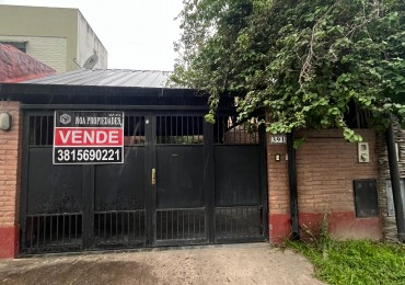 CASA APTO CREDITO EN GODOY CRUZ 391 TRES DORMITORIOS CON PILETA
