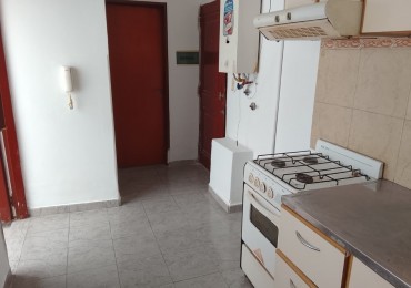DEPARTAMENTO DE UN DORMITORIO EN PLANTA BAJA EN SAN MIGUEL AL 800