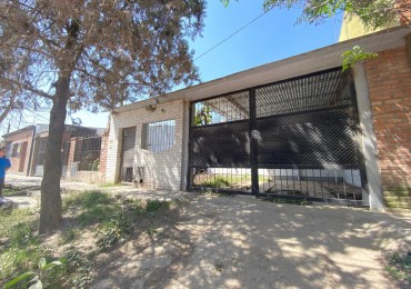 CASA DE DOS DORMITORIOS EN BARRIO 188 VIVIENDAS EN VILLA CARMELA