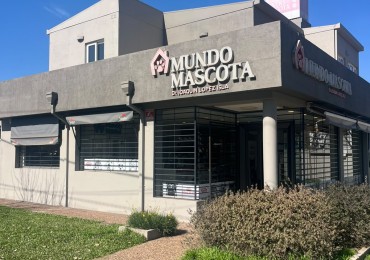 ESPECTACULAR LOCAL COMERCIAL ESQUINA EN YERBA BUENA EN MORENO Y DIEGO DE VILLARROEL