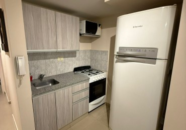 DEPARTAMENTO DE UN DORMITORIO CON AA EN SAN LORENZO AL 900 