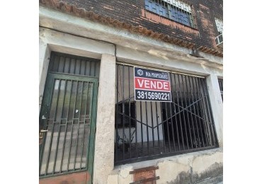 CASA DE DOS PLANTAS EN MARCOS PAZ AL 2200 APTA CREDITO 