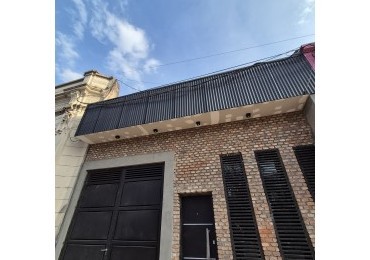 DEPOSITO A ESTRENAR CON OFICINAS EN AVENIDA SARMIENTO AL 1200